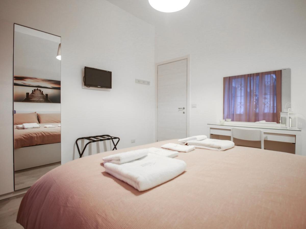 Chilometrozero Luxury Apartment Napoli Exterior foto