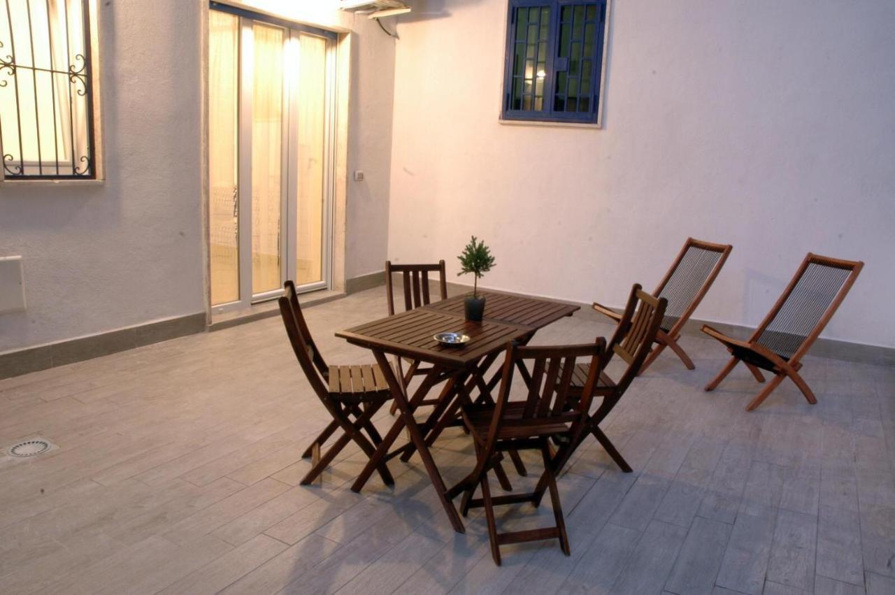 Chilometrozero Luxury Apartment Napoli Exterior foto