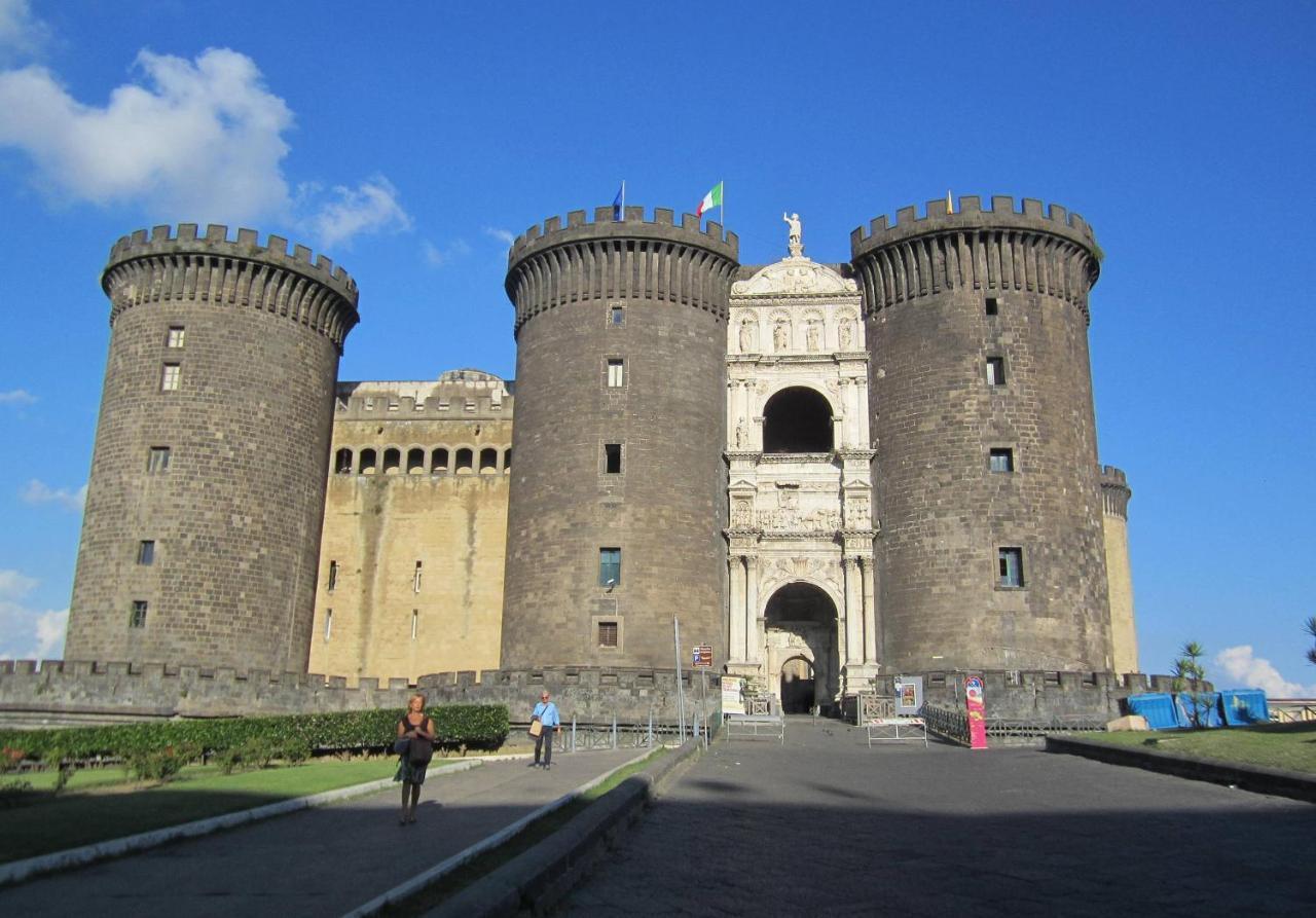 Chilometrozero Luxury Apartment Napoli Exterior foto